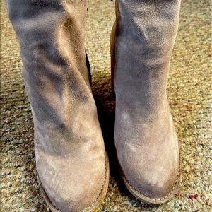 Dolce Vita Suede booties